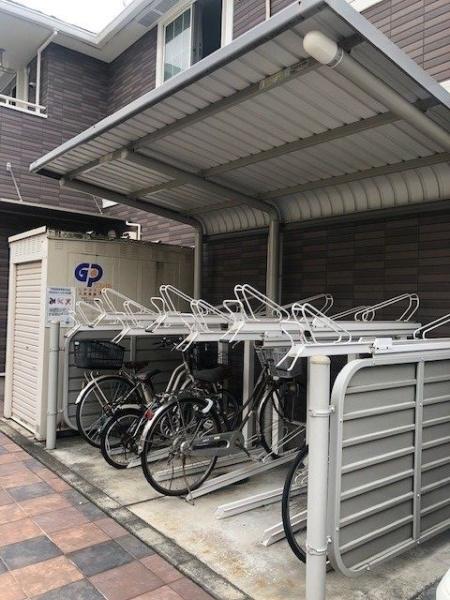 サウザンコートＡ