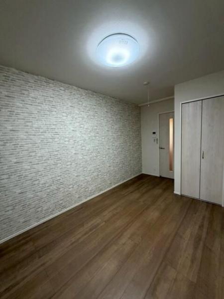 ＦＥＲＩＯ　ＣＯＵＲＴ