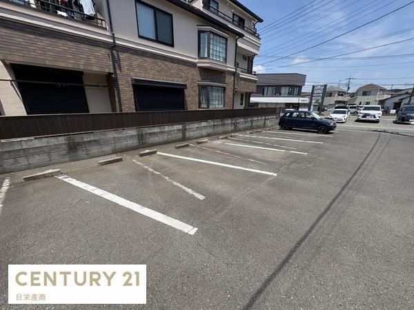 吉山ハイツA