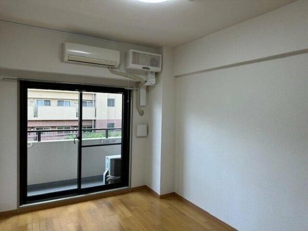 町田市中町１丁目のマンション