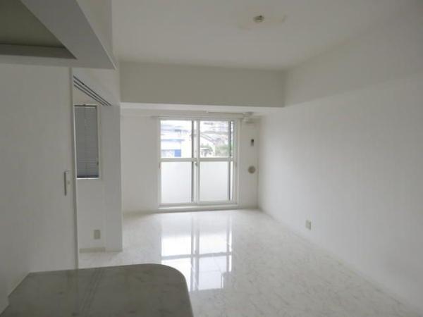 クリスタル　ヴィオレタ
