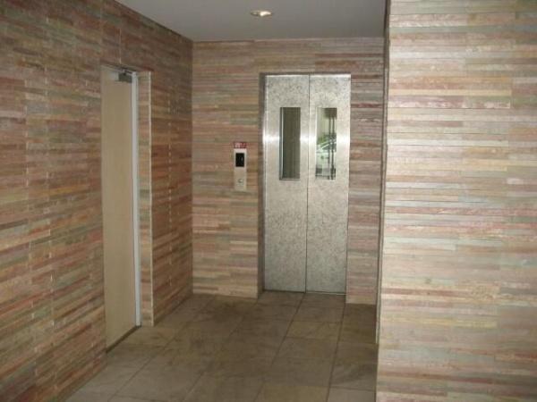 町田市原町田２丁目のマンション