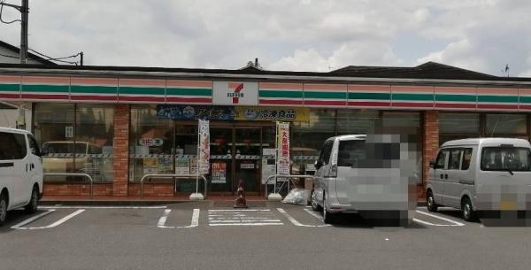 ミッションヒルズ(セブンイレブン　綾瀬蓼川2丁目店)