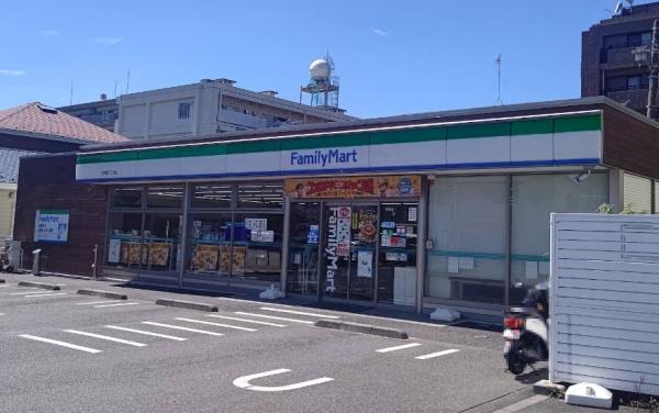 プラッツ大和(ファミリーマート　大和東3丁目店)