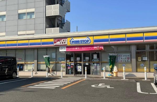 アムール森野(ミニストップ　町田旭町店)