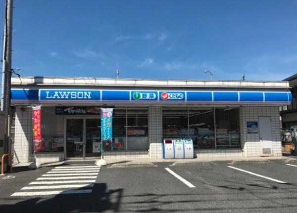 ピアチェーヴォレ(ローソン　座間駅前店)