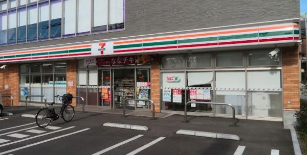 ピアチェーヴォレ(セブンイレブン入谷東3丁目)
