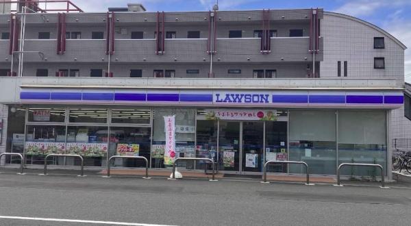 Ｎ－ｓｔａｇｅ　Ｈｏｎ－Ａｔｓｕｇｉ　Ｓａｋａｅｃｈｏ(ローソン　厚木恩名1丁目店)