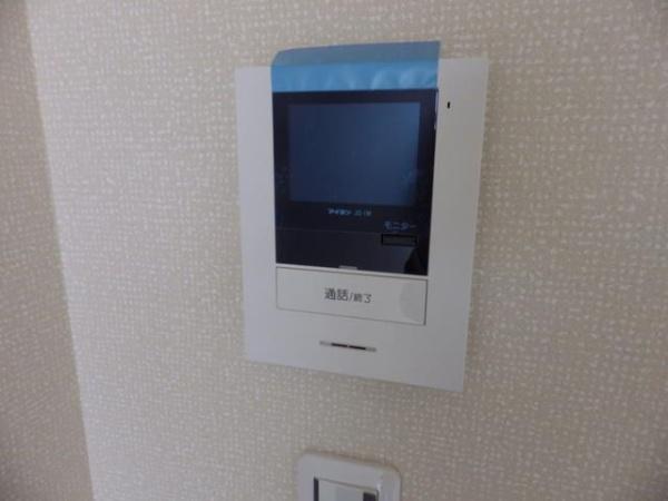 アルファベット座間