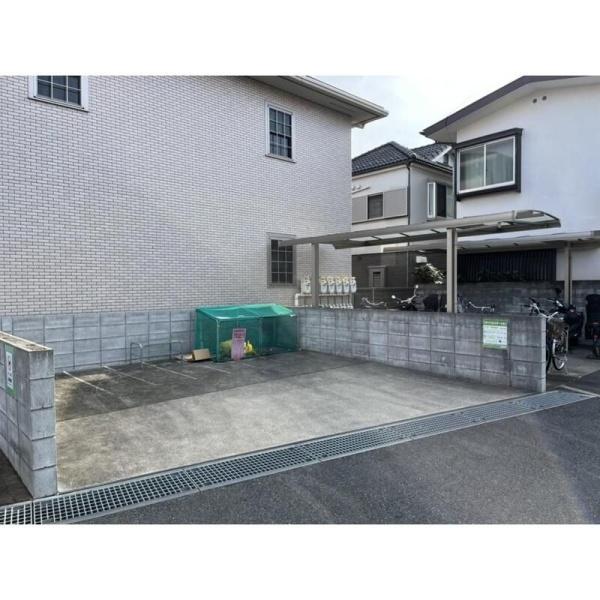 西鶴間ＫＩガーデンズ　壱番館