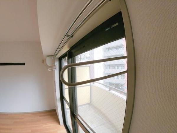 フローラ日野