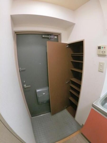 フローラ日野