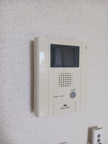 メゾン　フォーリスト