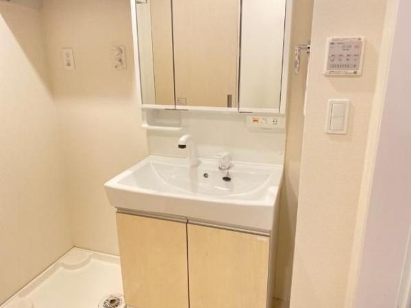 メルベール・クレシア