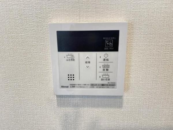 メルベール・クレシア