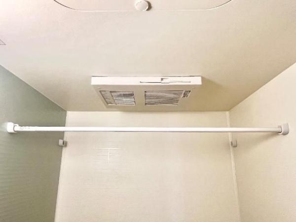 アヴァンス