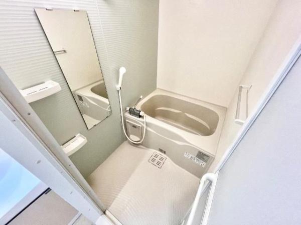 アヴァンス