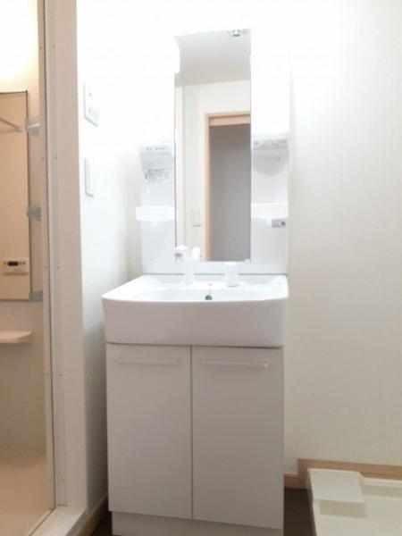 大和市大和東２丁目のマンション