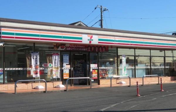 クレイドルガーデン綾瀬市小園　第１５　１号棟(セブンイレブン　綾瀬寺尾西店)