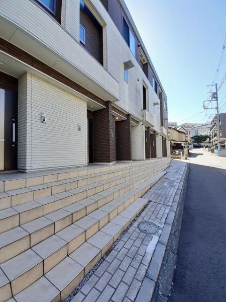 ラ　プラシード　町田