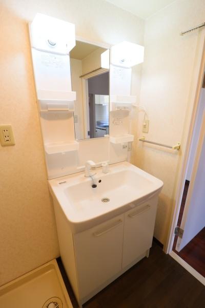 スクウェアパレス