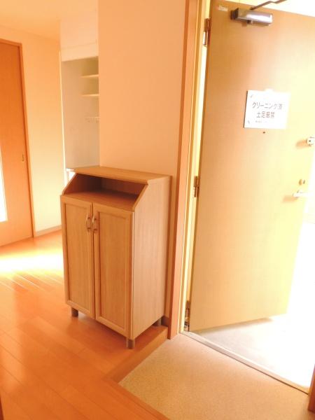 TIARA元町