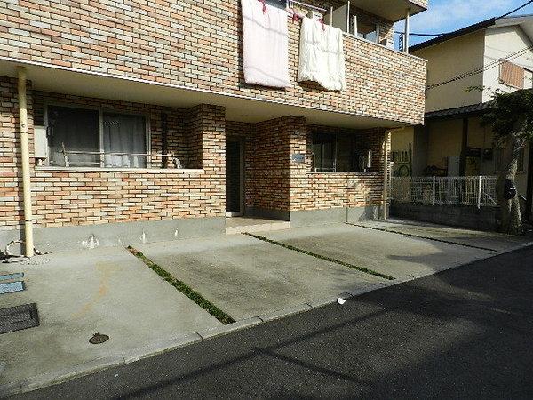 TIARA元町