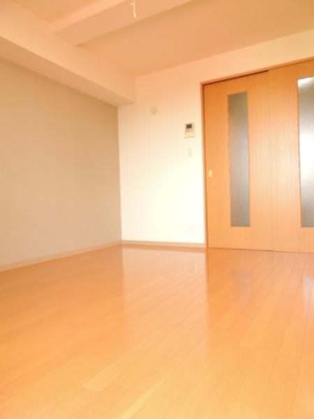 TIARA元町