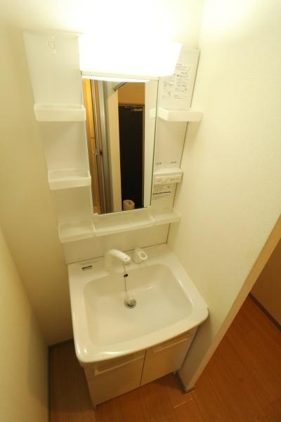 サンライフ内出山Ａ