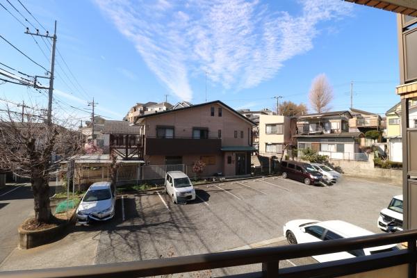 ファミリーナ秋津