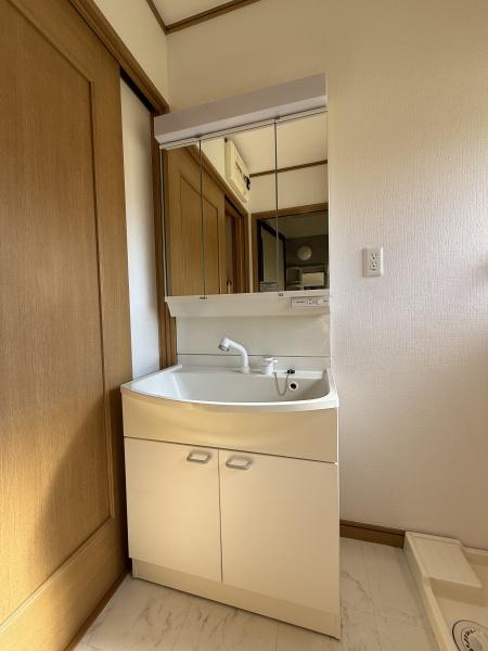 アメリカハウス1F