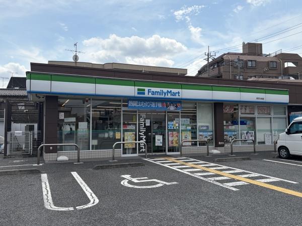 カメリアⅡ(ファミリーマート所沢久米店)