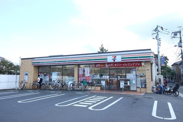 セラムガーデン(セブンイレブン川崎菅野戸呂店)