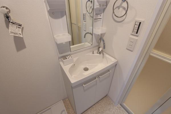 葵マンション