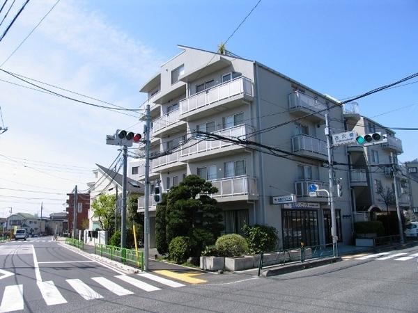 世田谷区鎌田３丁目のマンション