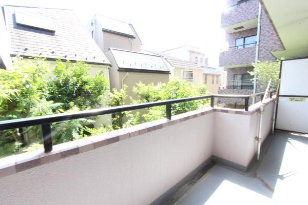 世田谷区上野毛４丁目のマンション