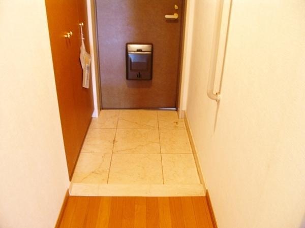 世田谷区玉川３丁目のマンション