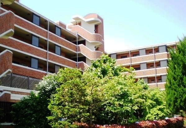 世田谷区玉川３丁目のマンション