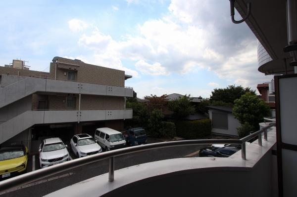 世田谷区瀬田３丁目のマンション