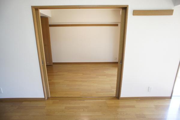 世田谷区玉川３丁目のマンション