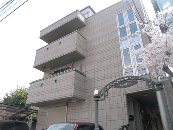 スリーオーク