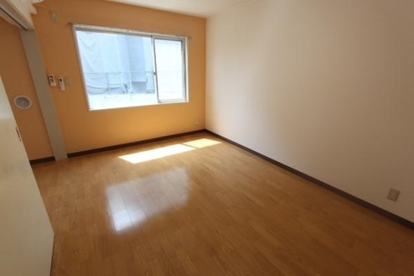 エストゥディオ瀬田(洋室)