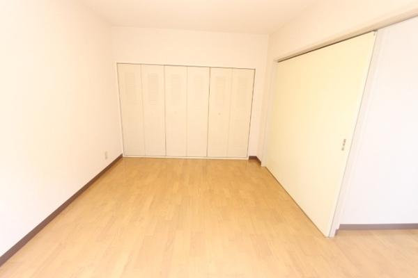 エストゥディオ瀬田(洋室)