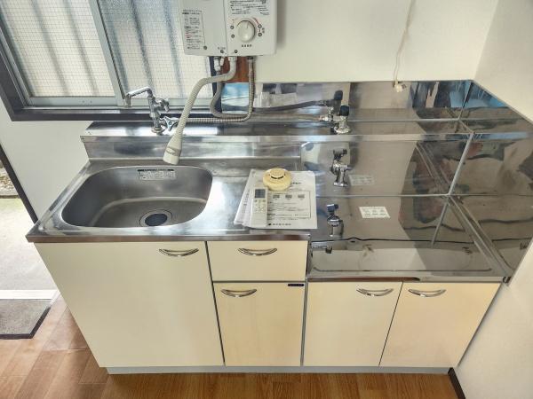 世田谷区駒沢１丁目のアパート