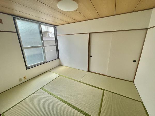 世田谷区駒沢１丁目のアパート