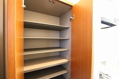 アーバンスクエア