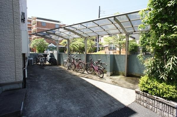 アーバンスクエア