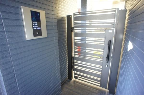 世田谷区深沢４丁目のアパート