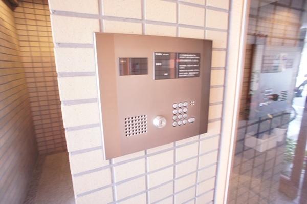 世田谷区中町３丁目のマンション