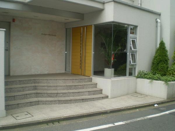 世田谷区玉川２丁目のマンション